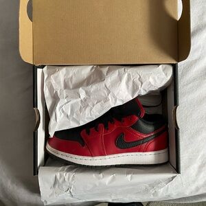 Air Jordan 1 Loe (GS) Black and Red